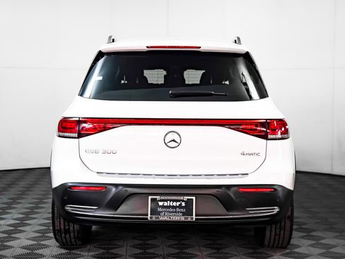 Certified 2023 Mercedes-Benz EQB 300 4MATIC image 14