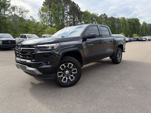 Used 2023 Chevrolet Colorado Z71 w/ Z71 Convenience Package 2 AWD/4WD image 1