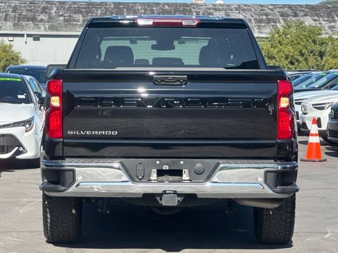 Used 2025 Chevrolet Silverado 1500 W/T w/ WT Value Package image 7