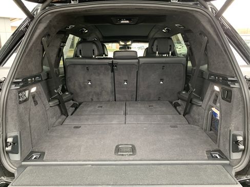 Used 2025 BMW X7 xDrive40i image 34