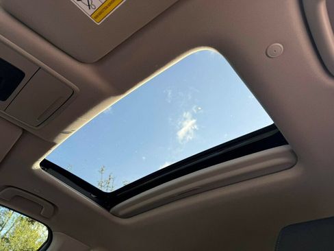 Used 2025 Honda CR-V EX image 7