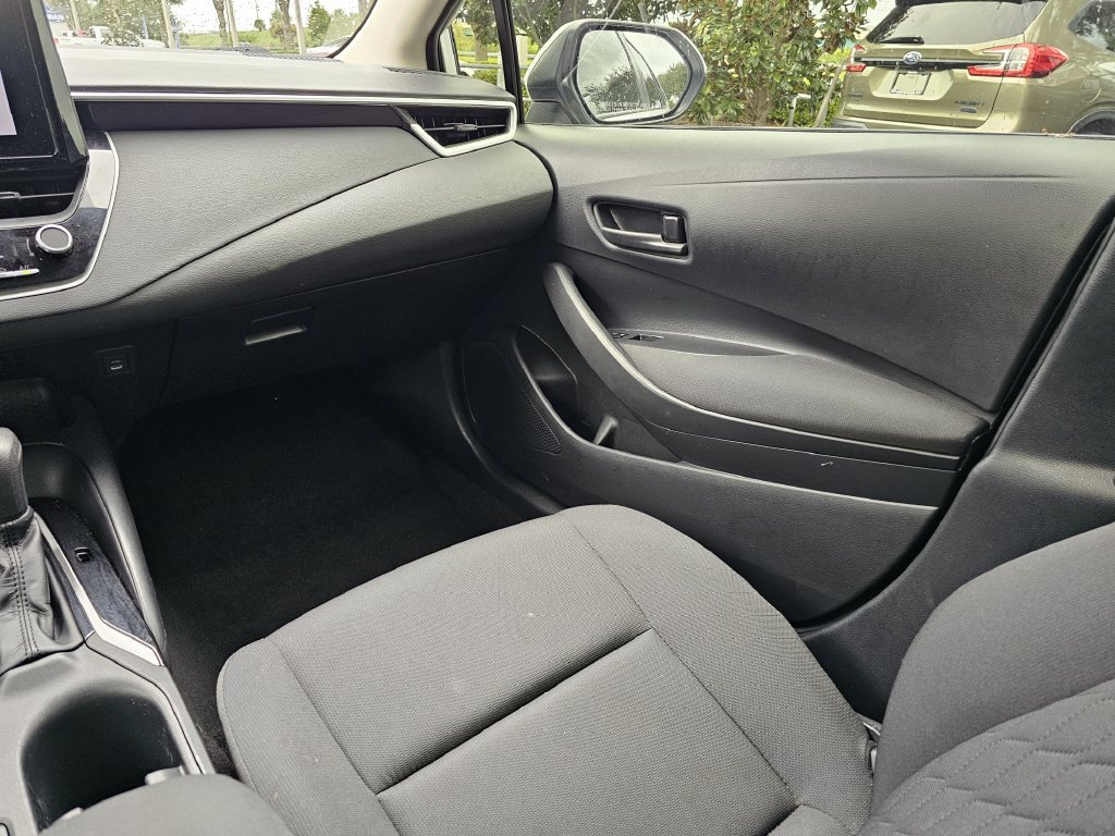 Used 2024 Toyota Corolla LE FWD image 14