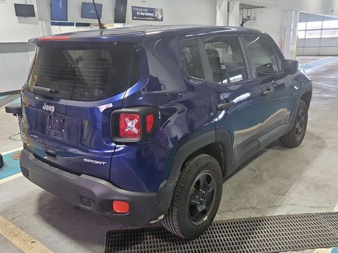 Used 2018 Jeep Renegade Sport w/ Power & Air Group image 4