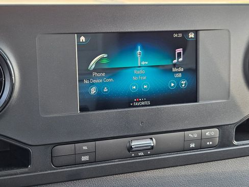 New 2024 Mercedes-Benz Sprinter 3500 image 27