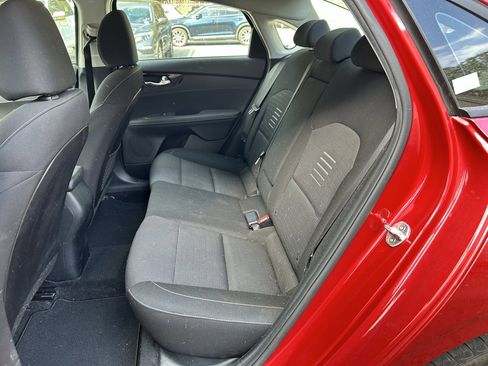 Used 2019 Kia Forte S image 5