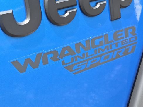 Used 2021 Jeep Wrangler Unlimited Sport AWD/4WD image 15