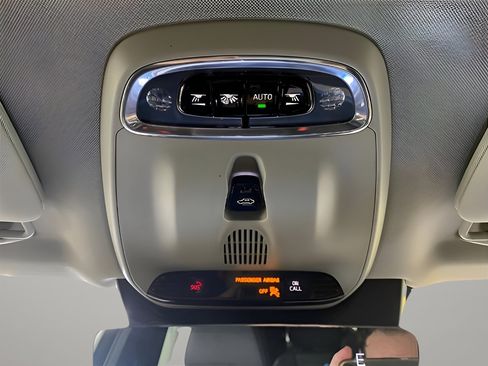 Used 2019 Volvo XC90 T6 Inscription w/ Advanced Package image 16