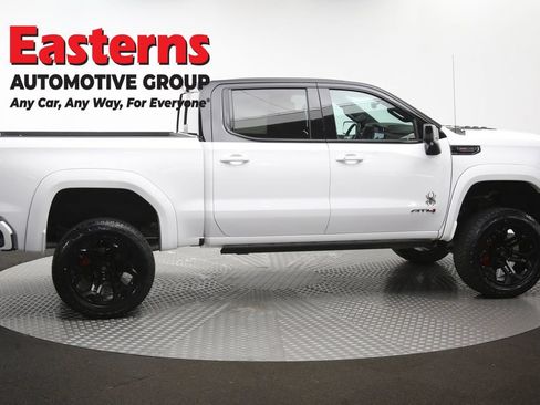 Used 2024 GMC Sierra 1500 AT4 w/ Technology Package AWD/4WD image 48