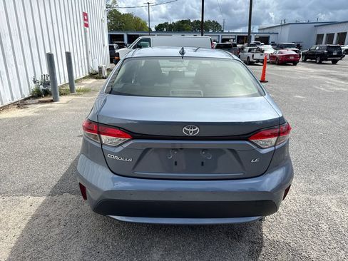 Used 2022 Toyota Corolla LE FWD image 7