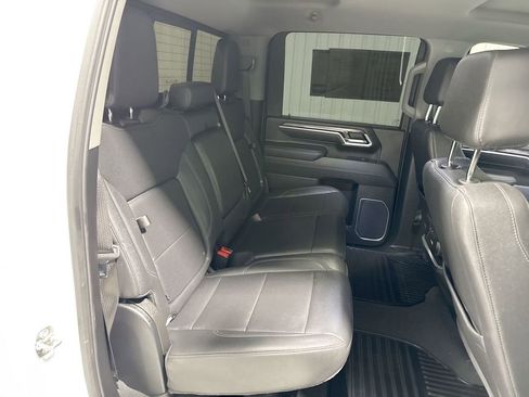 Used 2025 Chevrolet Silverado 2500 LTZ w/ LTZ Convenience Package image 28