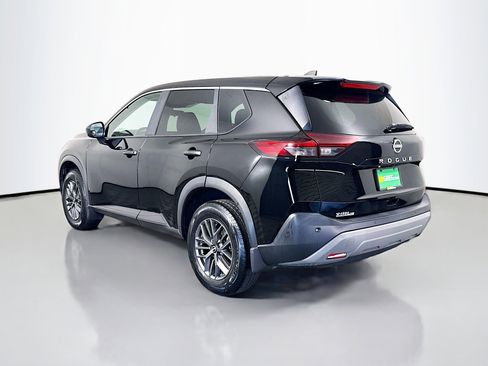 Used 2023 Nissan Rogue S FWD image 7