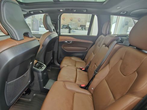 Certified 2024 Volvo XC90 T8 Plus w/ Protection Package image 18