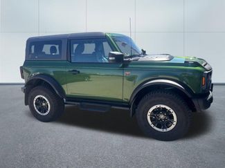 Used 2023 Ford Bronco Badlands w/ Sasquatch Package AWD/4WD video 2