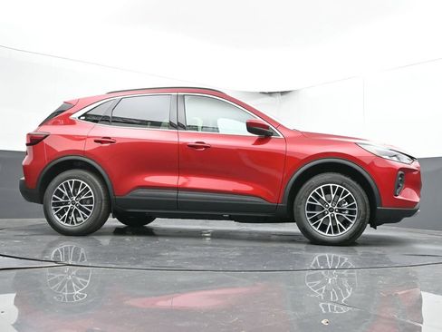 New 2025 Ford Escape SE image 46