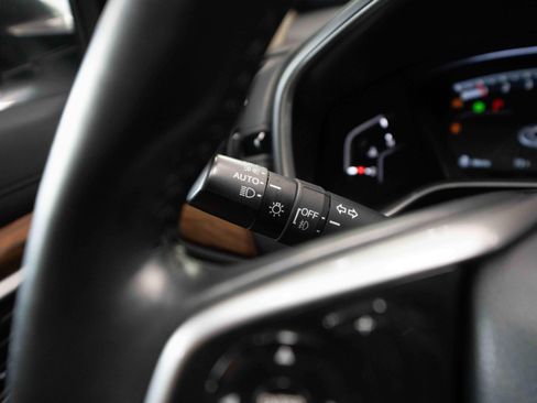 Used 2020 Honda CR-V Touring image 13