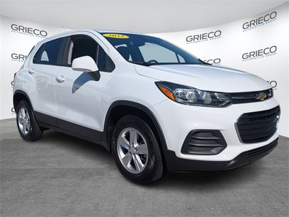 Used 2022 Chevrolet Trax LS w/ Tint and Cruise Package