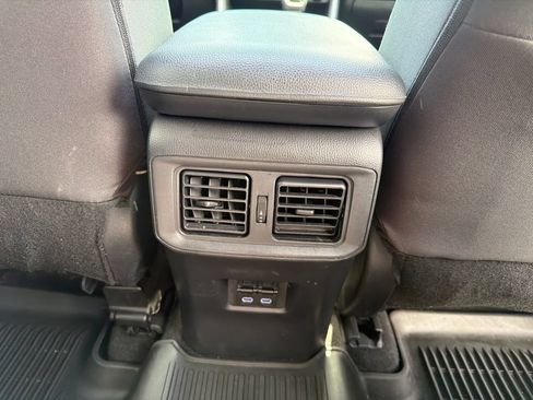 Used 2022 Toyota RAV4 XLE w/ Convenience Package AWD/4WD image 26