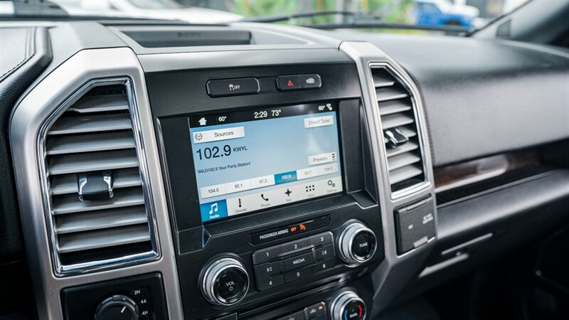 Used 2016 Ford F150 Platinum w/ Equipment Group 701A Luxury AWD/4WD image 33