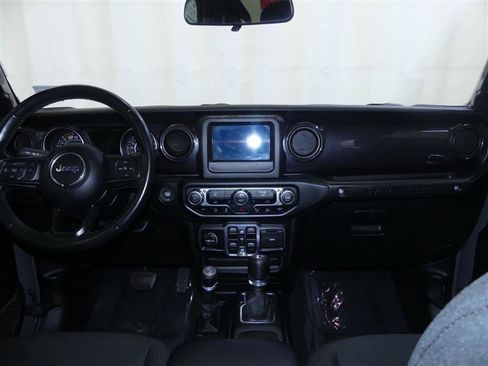 Used 2021 Jeep Wrangler Unlimited Sport image 9