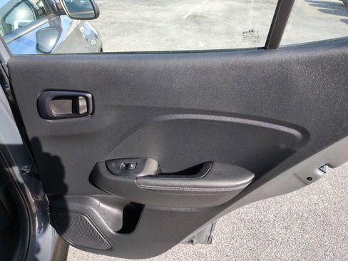 Used 2023 Hyundai Venue Limited w/ Cargo Package FWD image 36