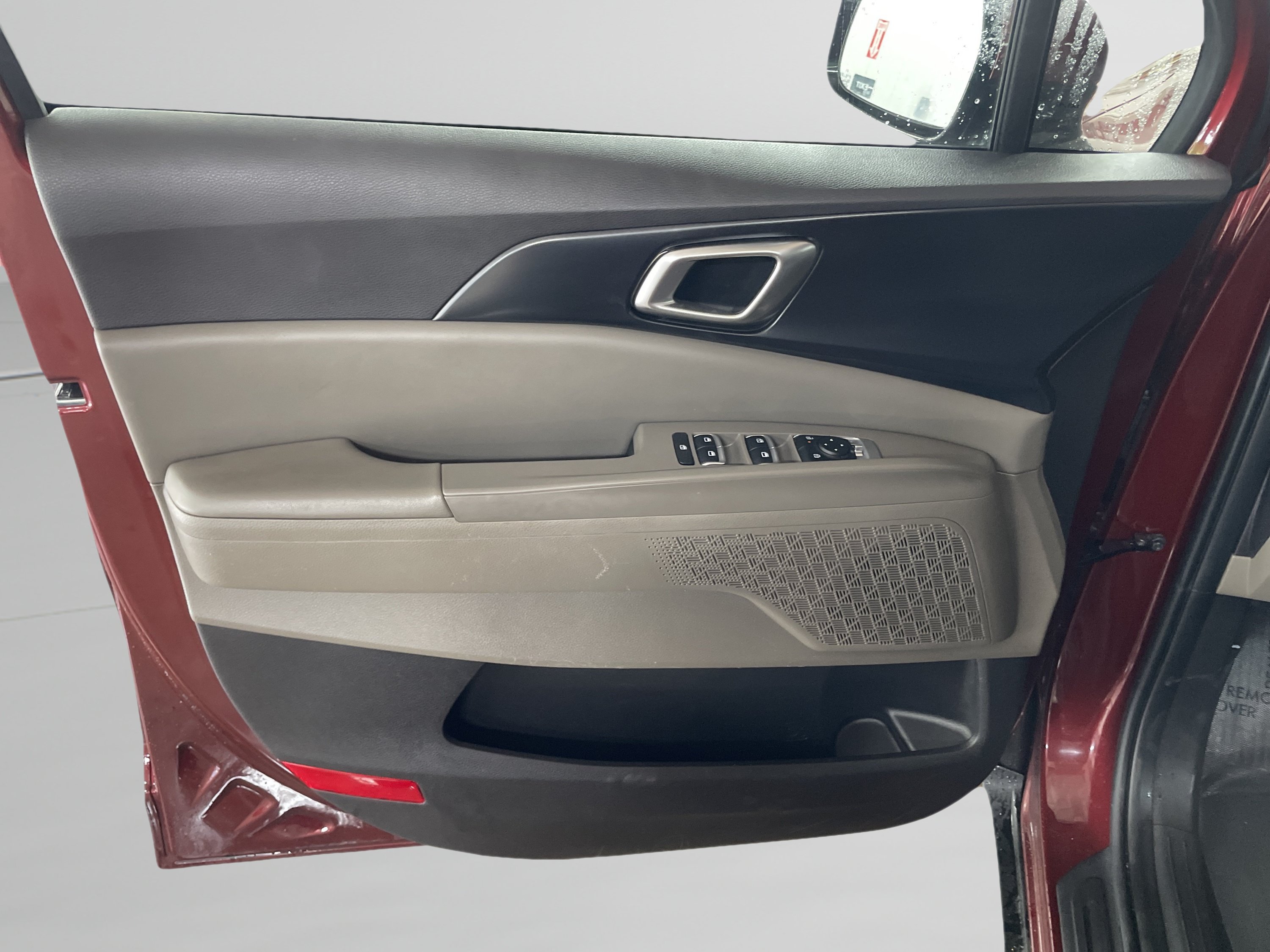 Used 2026 Kia Carnival FWD image 15