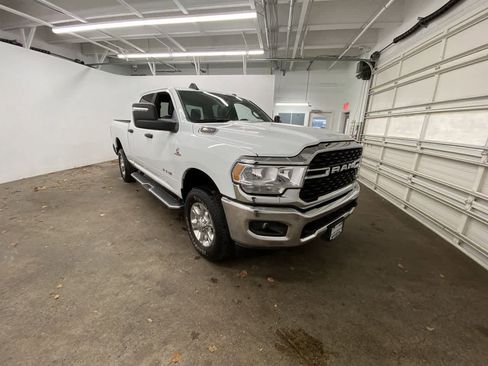 Used 2024 RAM 2500 Big Horn image 8
