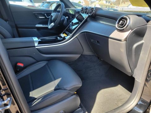 New 2026 Mercedes-Benz GLC 300 4MATIC image 9