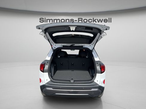 New 2026 GMC Terrain Elevation w/ Technology Package II AWD/4WD image 11