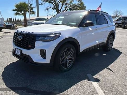 New 2026 Ford Explorer ST image 7