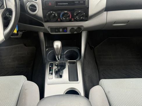 Used 2015 Toyota Tacoma 4x4 Double Cab w/ TRD Off-Road Package image 16