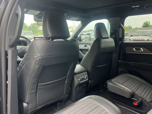 New 2026 Ford Explorer ST-Line w/ ST-Line Street Pack AWD/4WD image 19