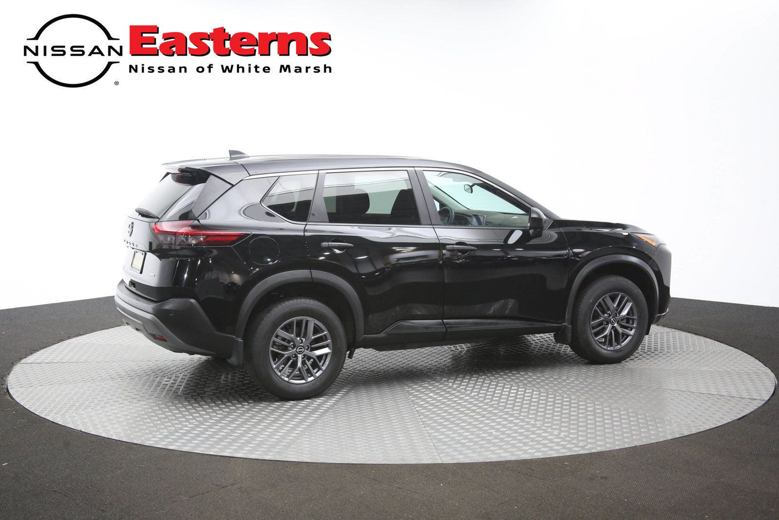 Used 2023 Nissan Rogue S AWD/4WD image 42
