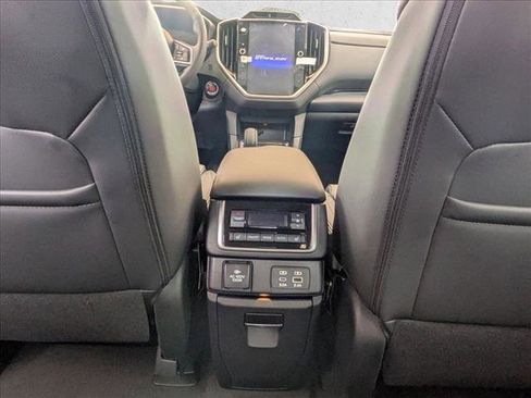 New 2026 Subaru Ascent Touring AWD/4WD image 11
