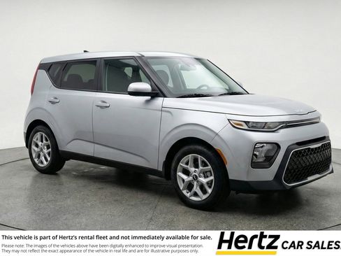 Used 2025 Kia Soul LX w/ LX Technology Package image 1