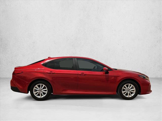 Used 2025 Toyota Camry LE FWD image 4