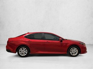Used 2025 Toyota Camry LE FWD video 4