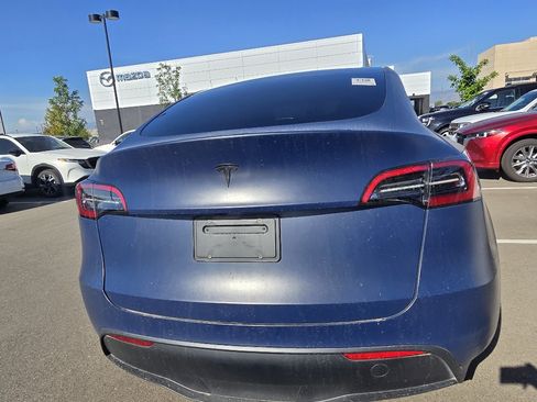 Used 2022 Tesla Model Y Long Range AWD/4WD image 4