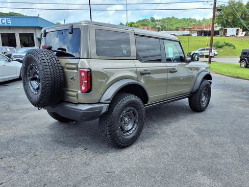 New 2025 Ford Bronco Badlands image 4
