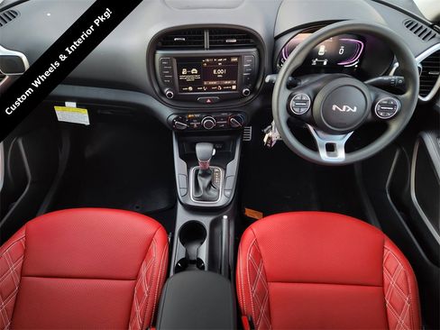 New 2025 Kia Soul LX w/ LX Technology Package image 18