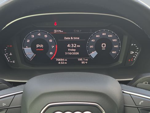 Used 2021 Audi Q3 2.0T Premium w/ Convenience Package AWD/4WD image 19