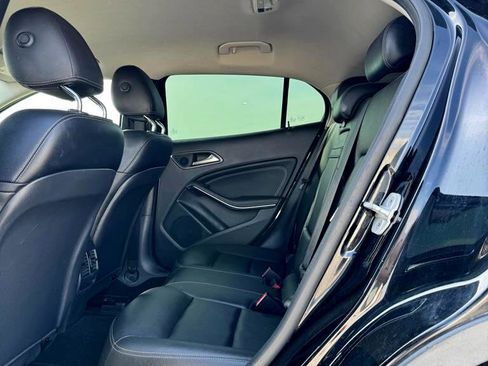 Used 2015 Mercedes-Benz GLA 250 image 14