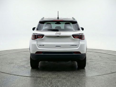 Used 2025 Jeep Compass Limited AWD/4WD image 7