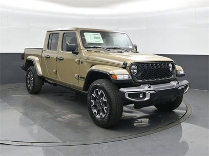 New 2025 Jeep Gladiator Sport w/ Premium Package