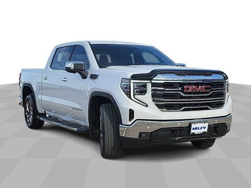 Used 2024 GMC Sierra 1500 SLT w/ SLT Premium Plus Package image 2