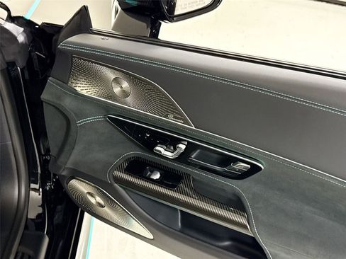 Used 2025 Mercedes-Benz AMG GT 63 image 30