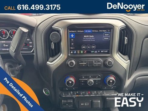Used 2019 Chevrolet Silverado 1500 RST AWD/4WD image 15