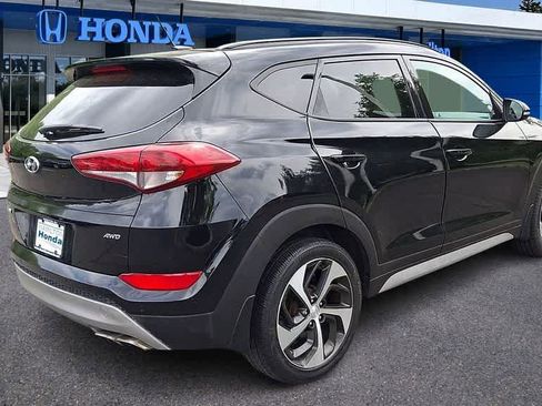 Used 2017 Hyundai Tucson Value AWD/4WD image 8