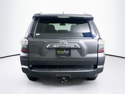 Used 2017 Toyota 4Runner SR5 image 7