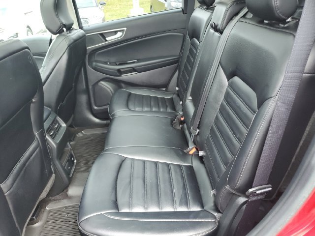 Used 2019 Ford Edge SEL w/ Equipment Group 201A AWD/4WD image 27