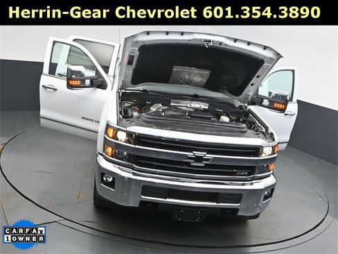 Used 2019 Chevrolet Silverado 2500 LTZ w/ Duramax Plus Package image 52